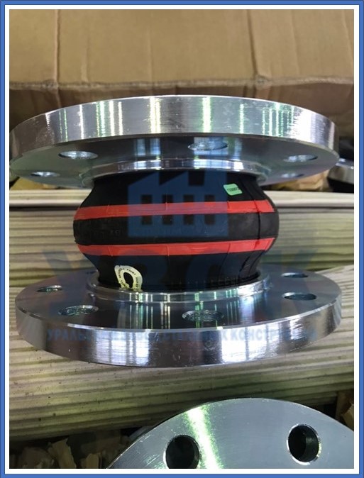 компенсатор резиновый фланцевый в Кургане