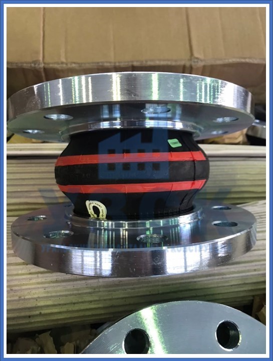 компенсатор резиновый фланцевый в Кургане